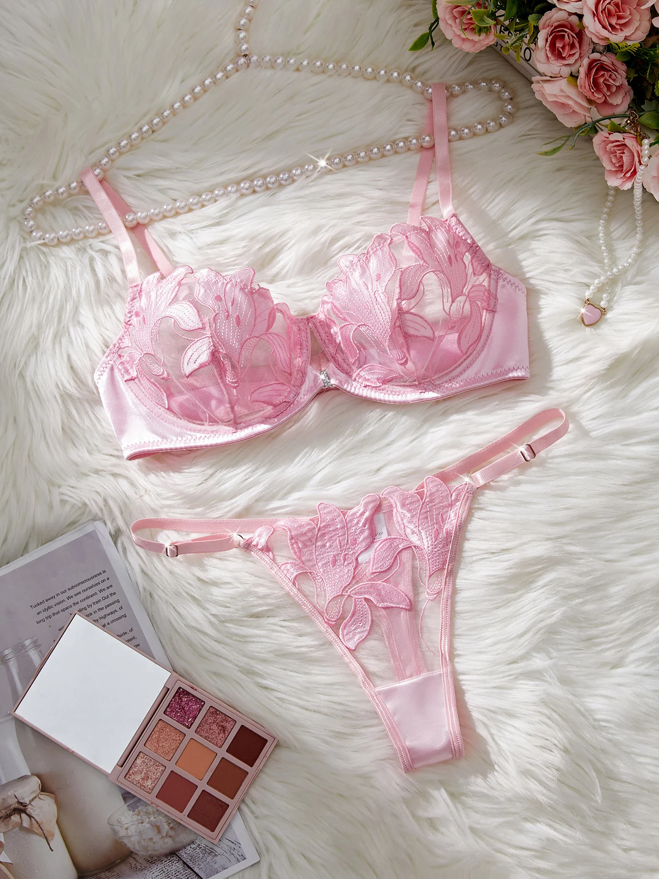 Conjunto de Lingerie Sexy - Bordado Floral Feminino. - Imagem 17
