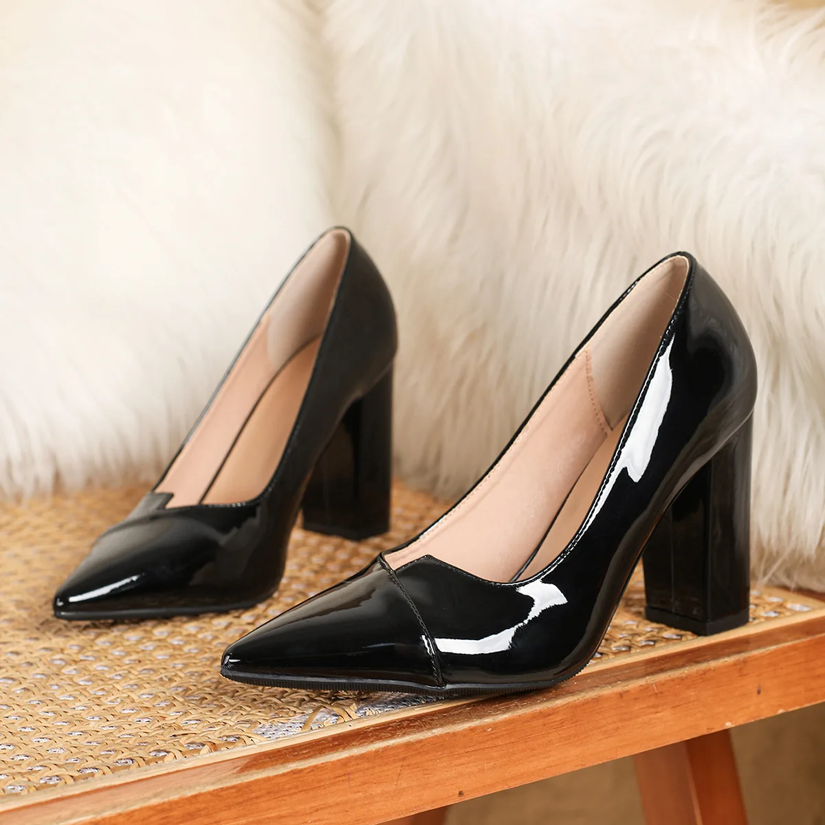 Sapatos Femininos - Couro Patente Envernizado. - Imagem 18