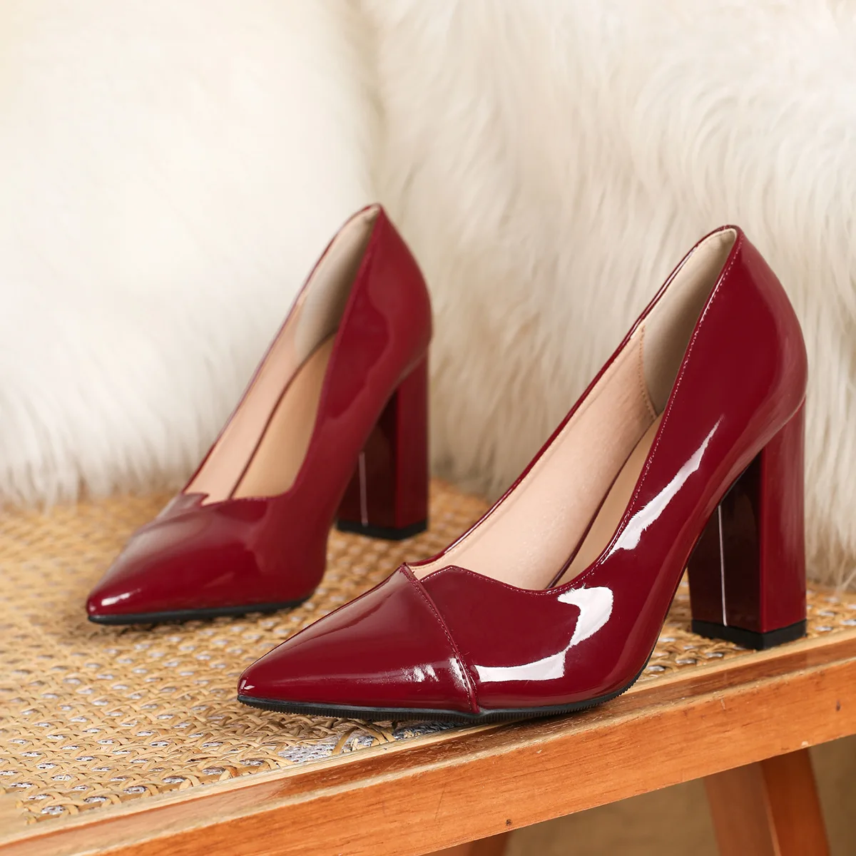 Sapatos Femininos - Couro Patente Envernizado. - Imagem 7